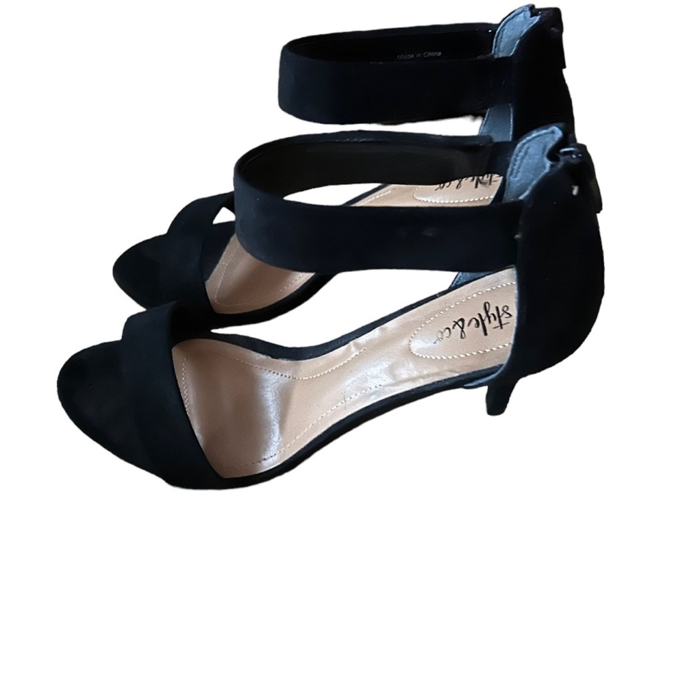 Style & Co Paycee Two-Piece Dress Sandals Black Size 8W‎ EUC - Picture 2 of 9